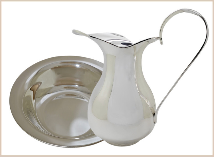 jarra y palangana lavamanos eucarista camino neocatecumenal